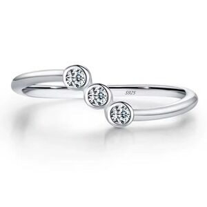 NEW 14k White Gold S925 Moissanite 3 Stone Ring Modern Adjustable Band, Size 7